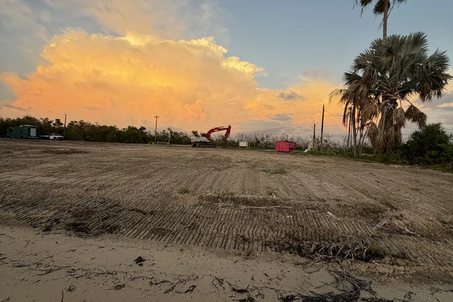 Cleared residential lot in Florida